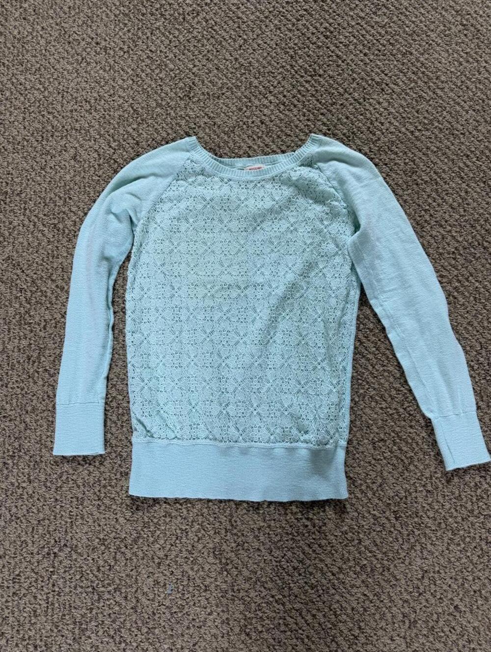 Mossimo light blue lace sweater with diamond pattern